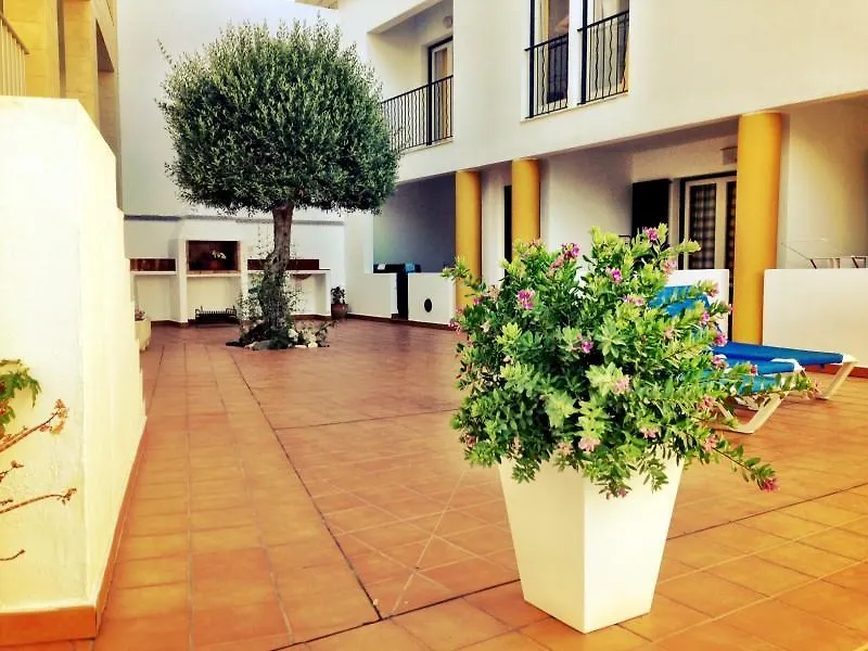 Aparthotel Can Digus Fornells